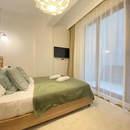 Szálloda Sisli Of No 12