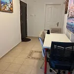 Sisli Of No 12 * איסטמבול